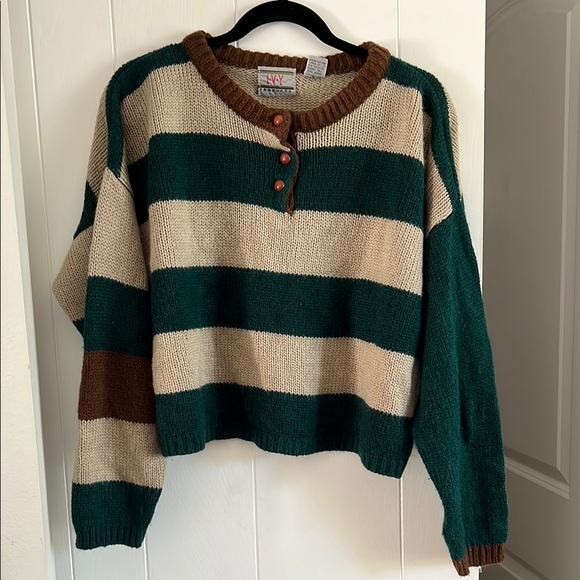 Vintage Sweaters - Vtg Striped Green and Cream Sweater Knit